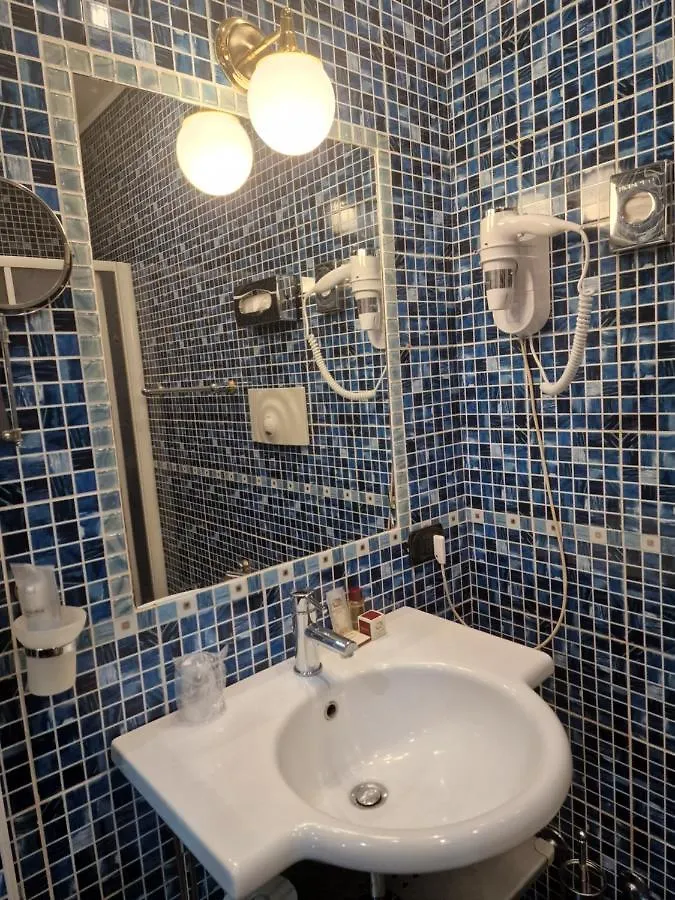 New Apartment Marghera Milano 0*,  Italia